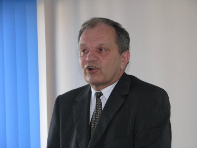 tovishat013.jpg