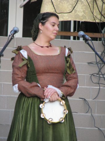 tovishat070.jpg
