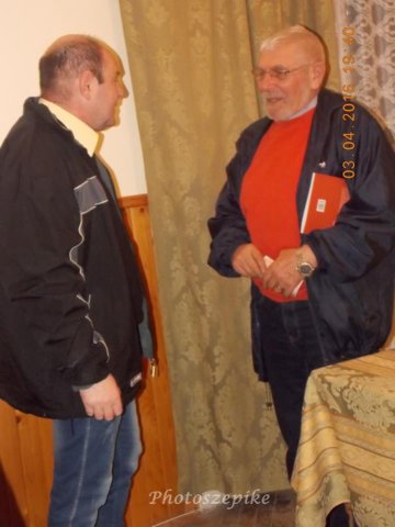 knyvbemutat3.jpg