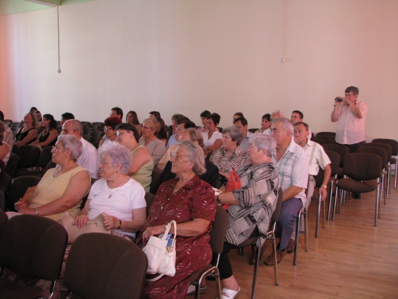 tovishat014.jpg