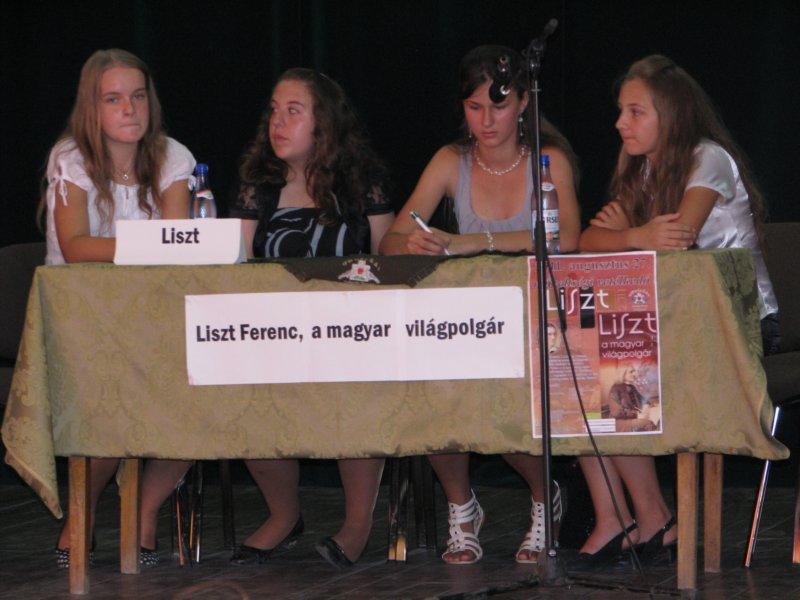 tovishat030.jpg