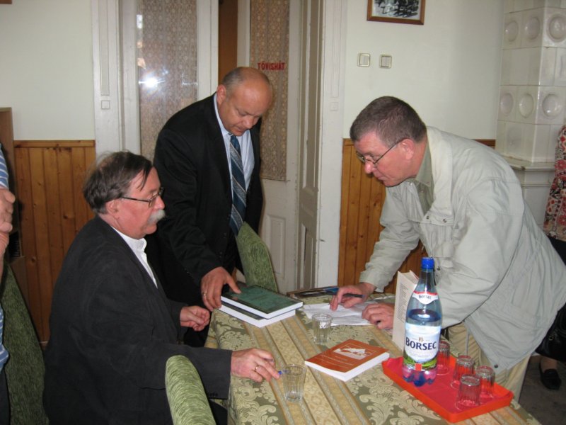 szentimrei017.jpg
